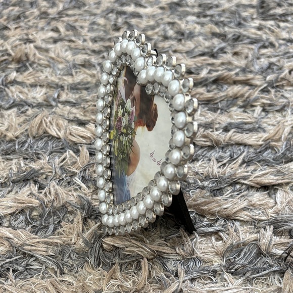 New ! Heart Shaped Pearl Photo Frame - Picture 2 of 5